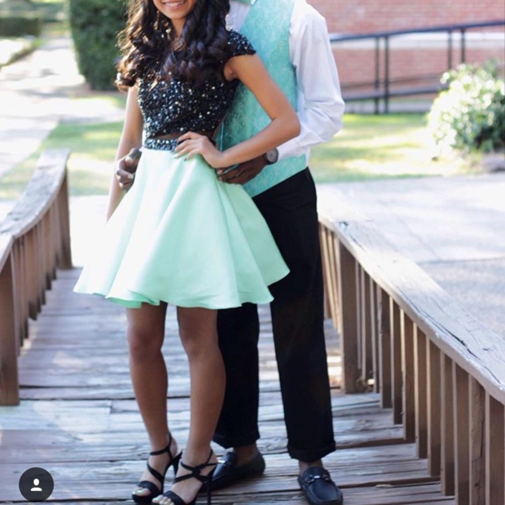 Homecoming dress